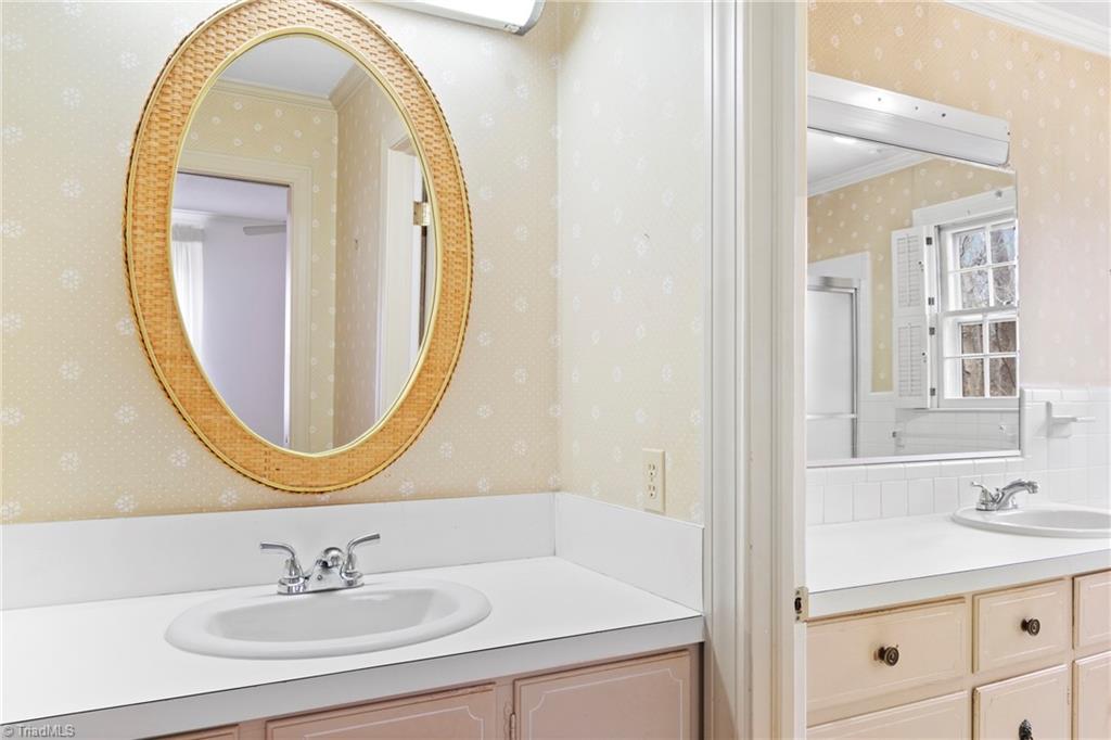 property viewer photo 14