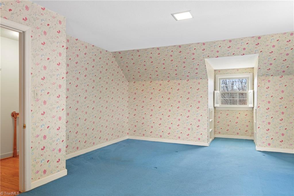 property viewer photo 16