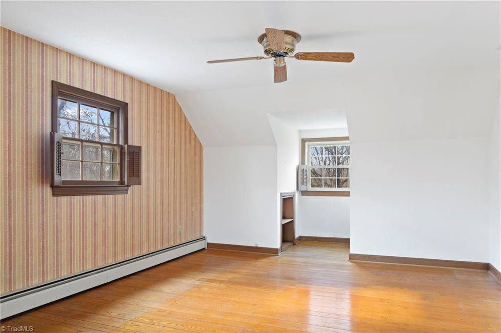 property viewer photo 19