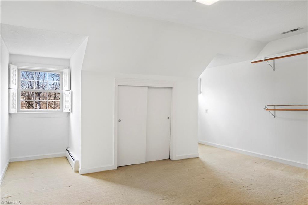 property viewer photo 23
