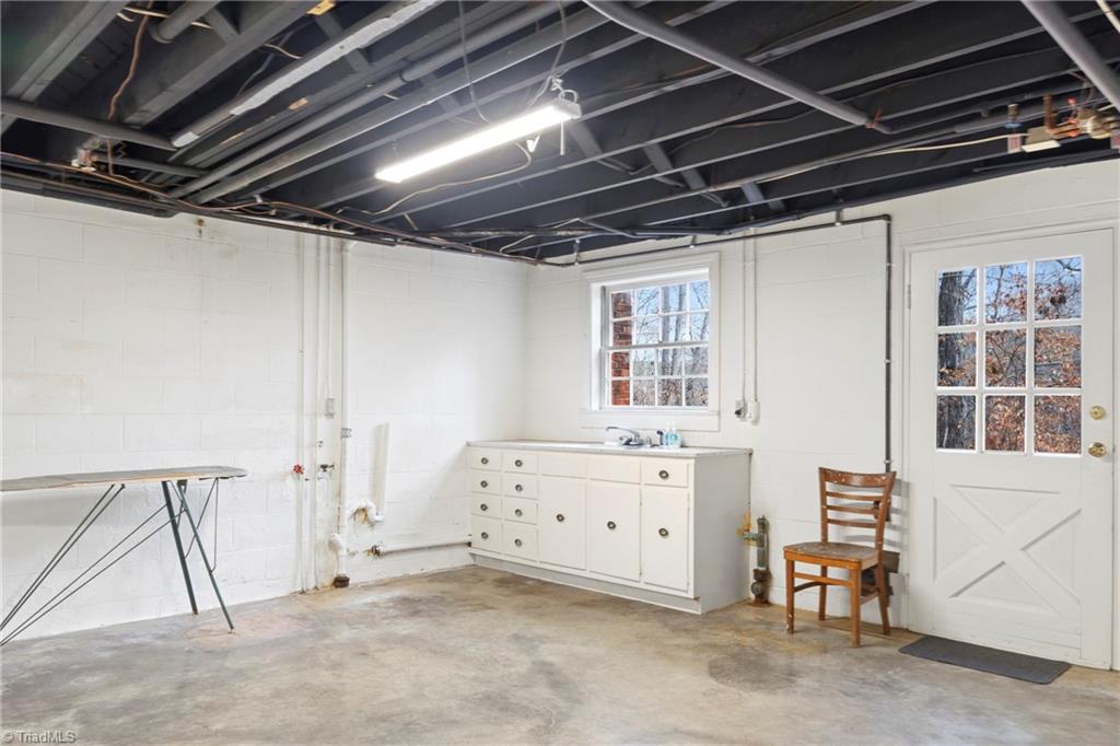 property viewer photo 26
