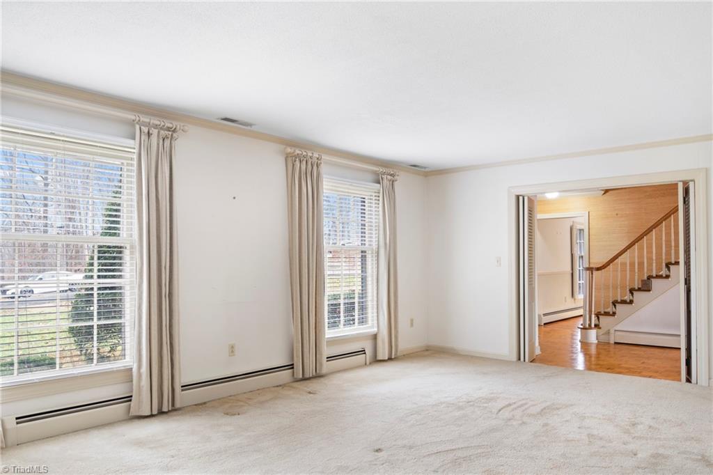 property viewer photo 5