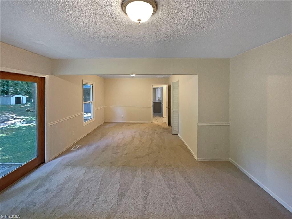 property viewer photo 13
