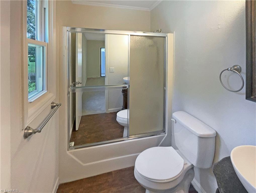 property viewer photo 16