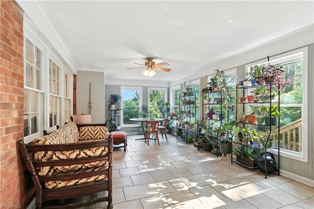 property viewer photo 10