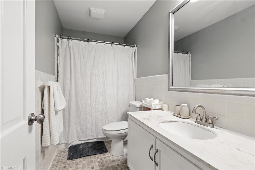 property viewer photo 14