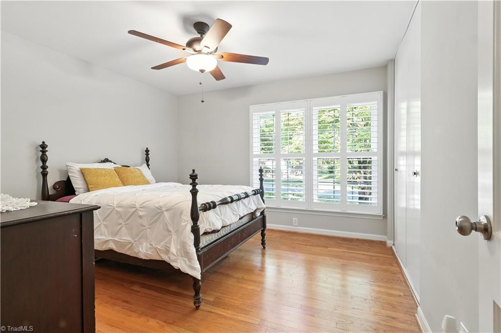 property viewer photo 15