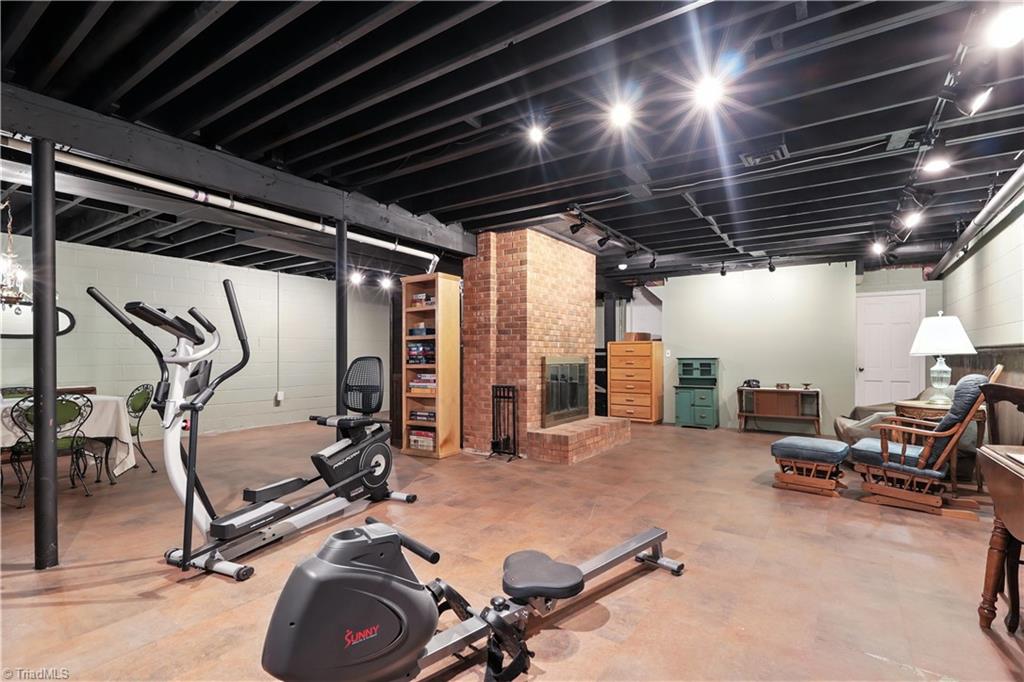 property viewer photo 17