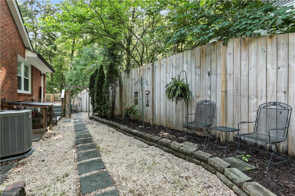property viewer photo 25