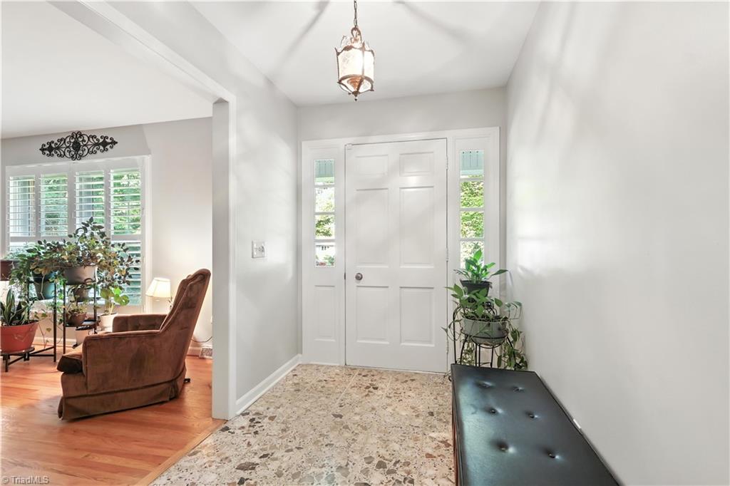 property viewer photo 4