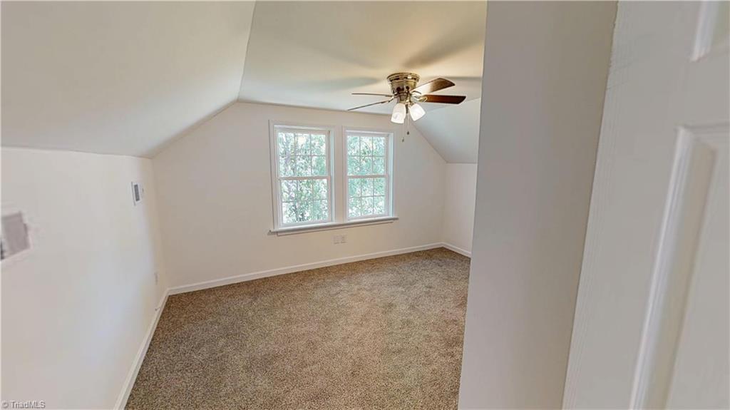 property viewer photo 18