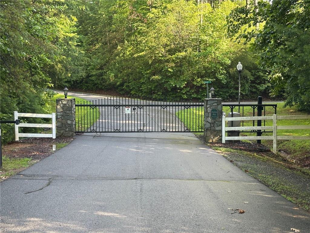 property viewer photo 15