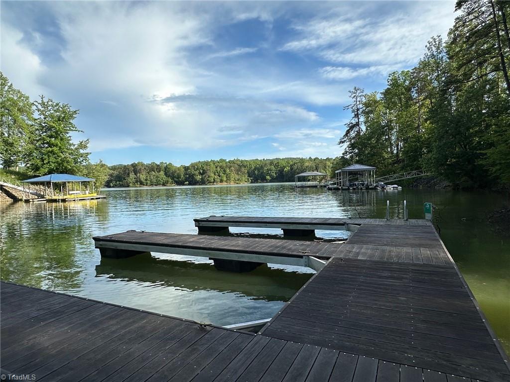 property viewer photo 4