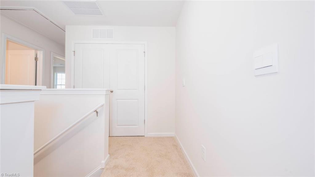 property viewer photo 13