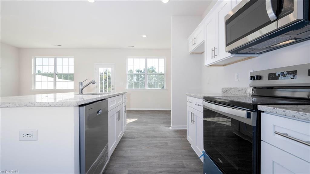 property viewer photo 5