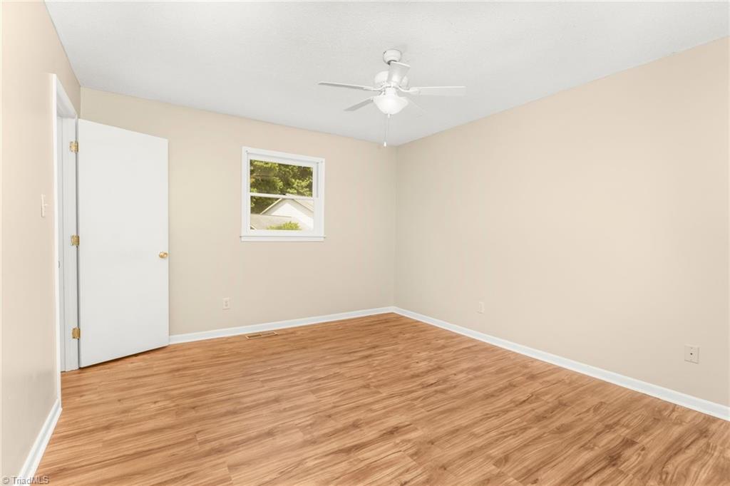 property viewer photo 11