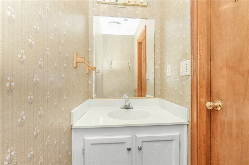 property viewer photo 8