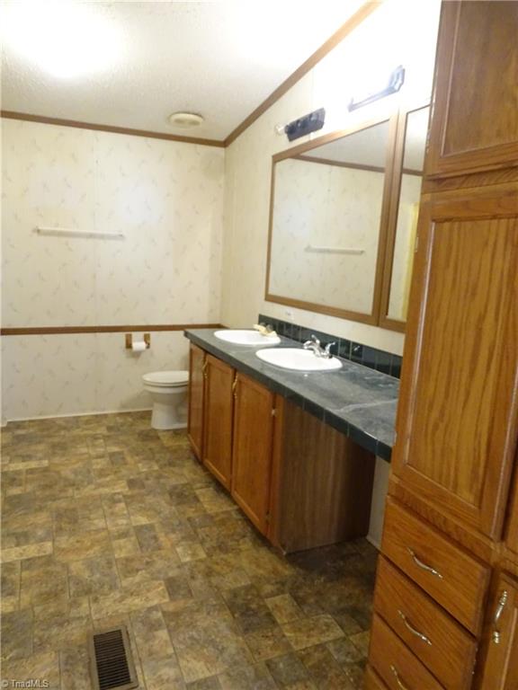 property viewer photo 20
