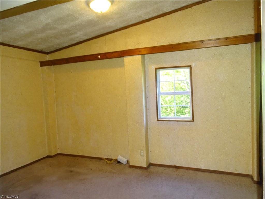 property viewer photo 9