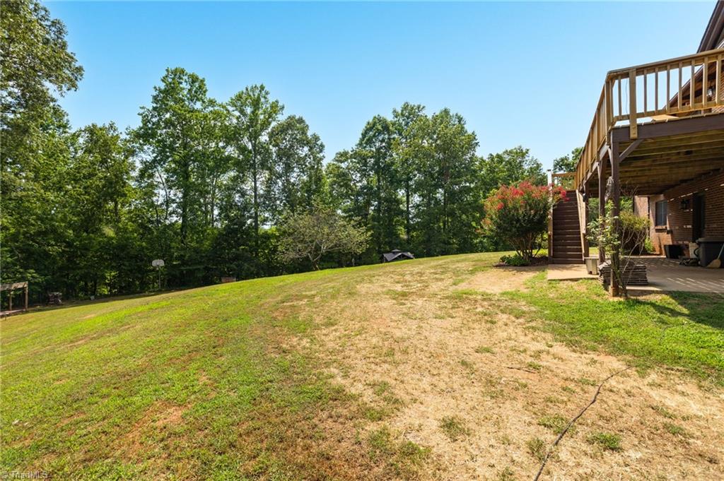 main property photo 35