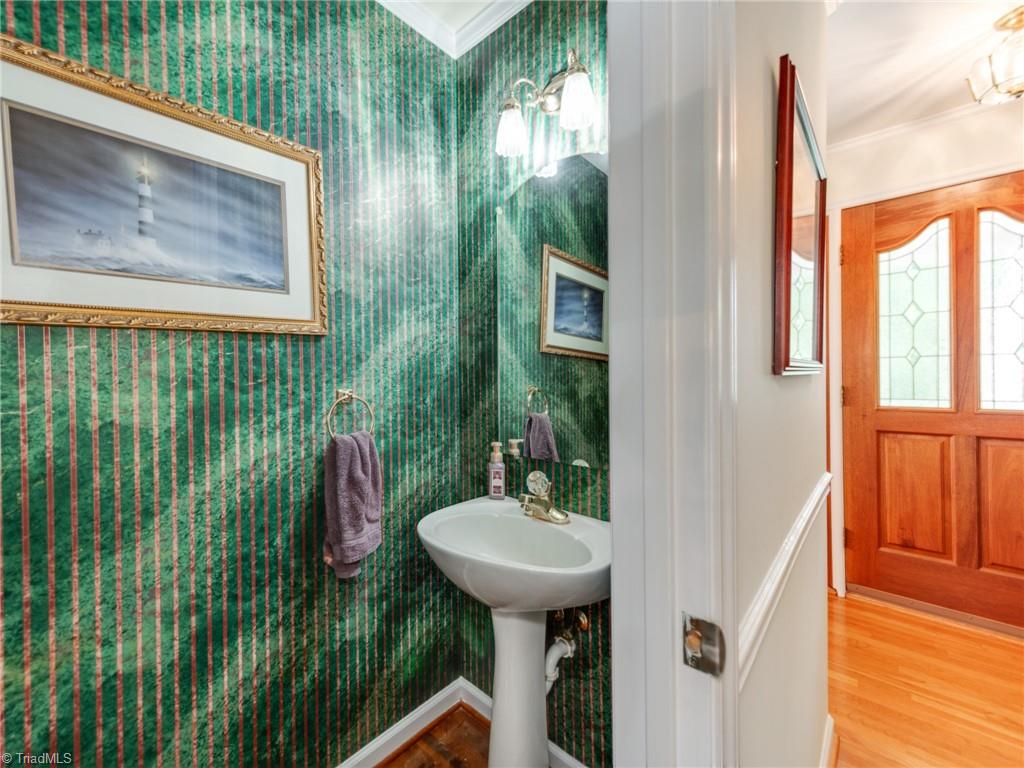 property viewer photo 15