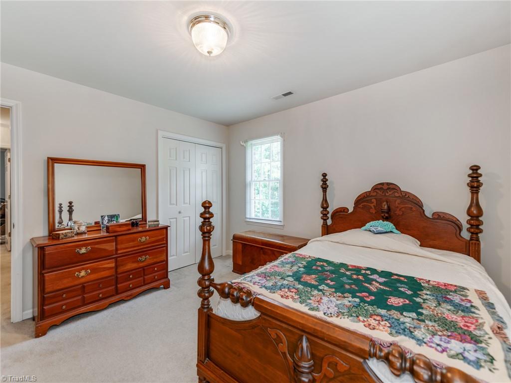 property viewer photo 19