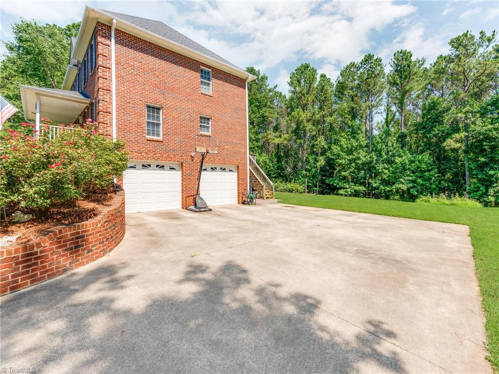 property viewer photo 26