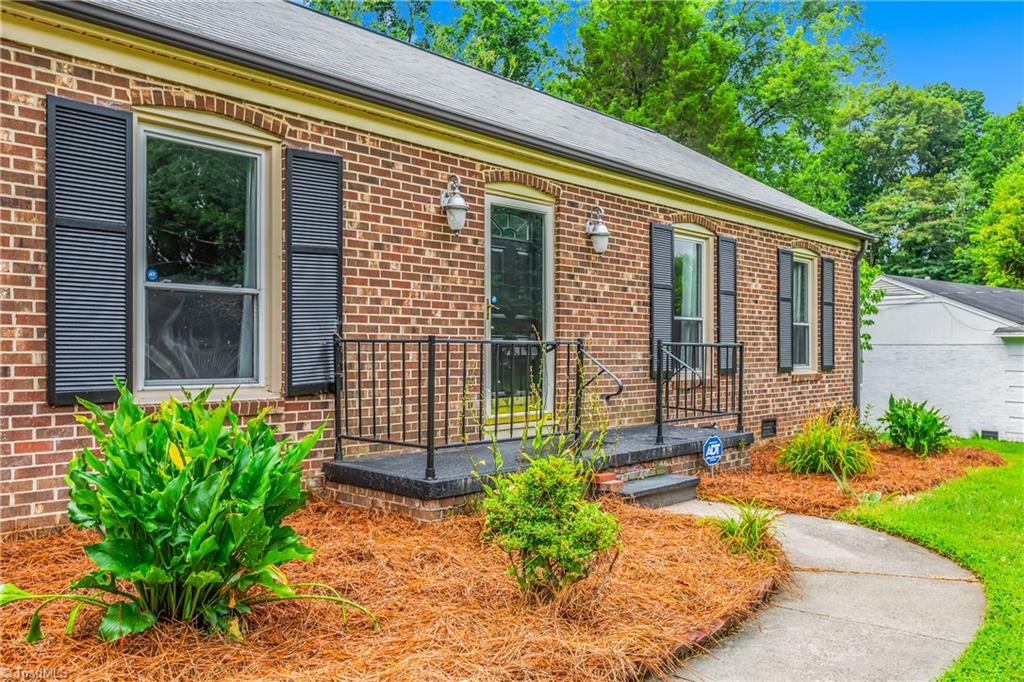 main property photo 0