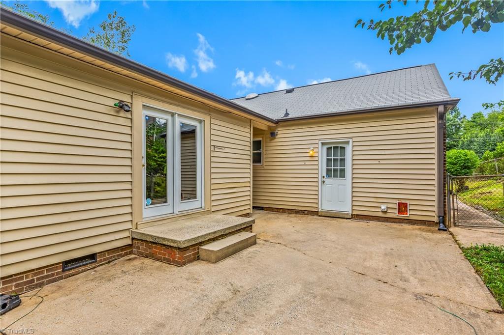 property viewer photo 17