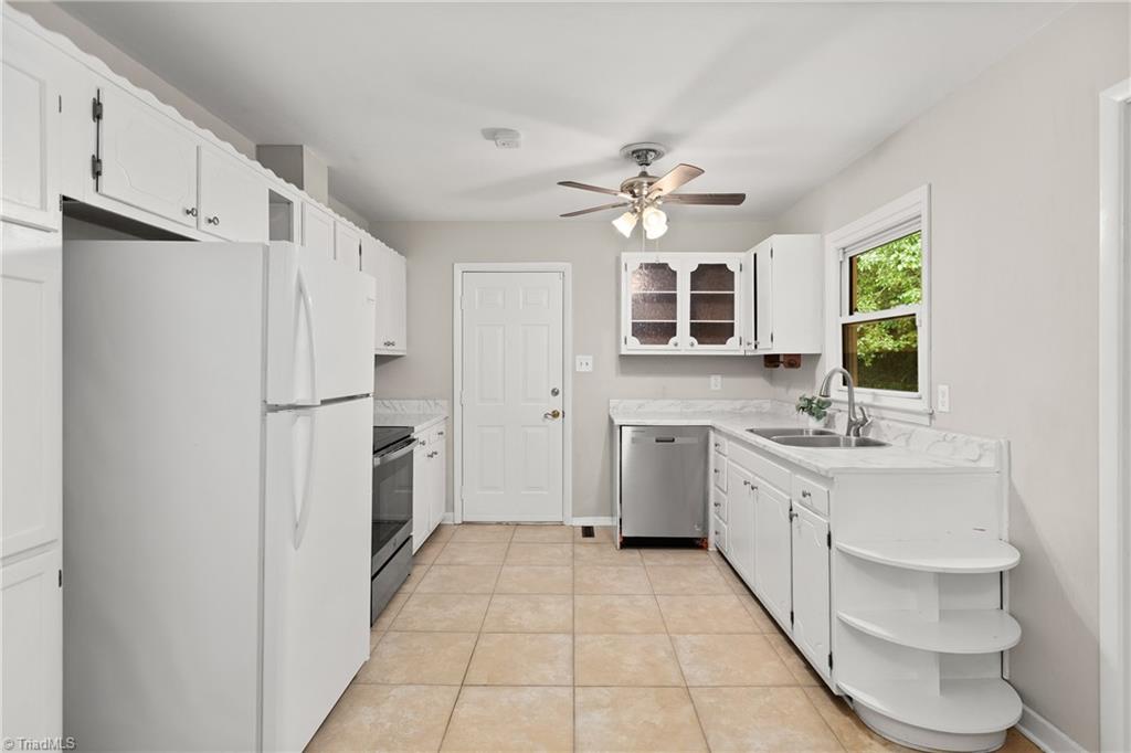 property viewer photo 5