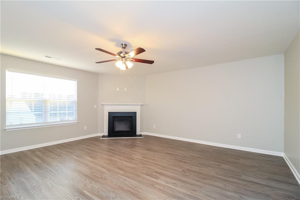 property viewer photo 1