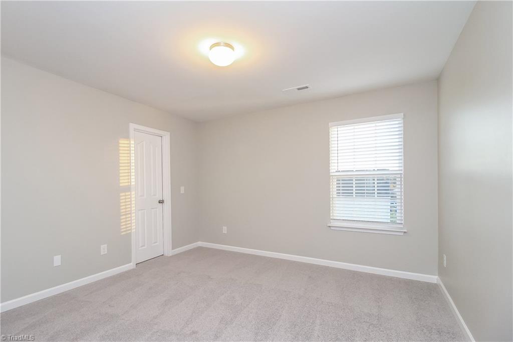 property viewer photo 11