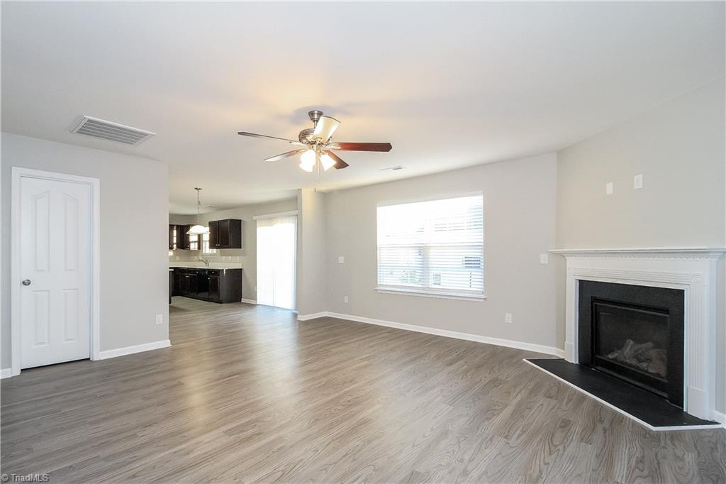 property viewer photo 2