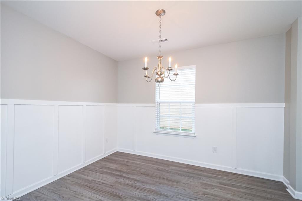 property viewer photo 3