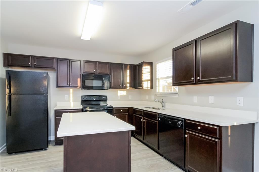 property viewer photo 4