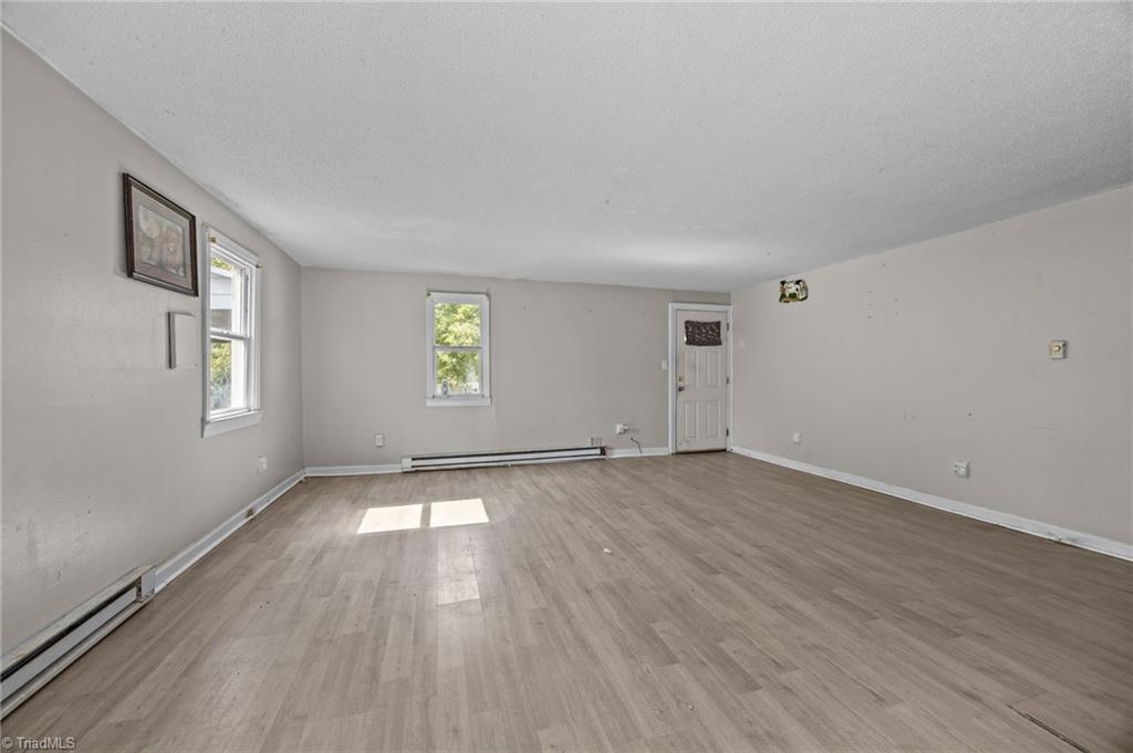 property viewer photo 24