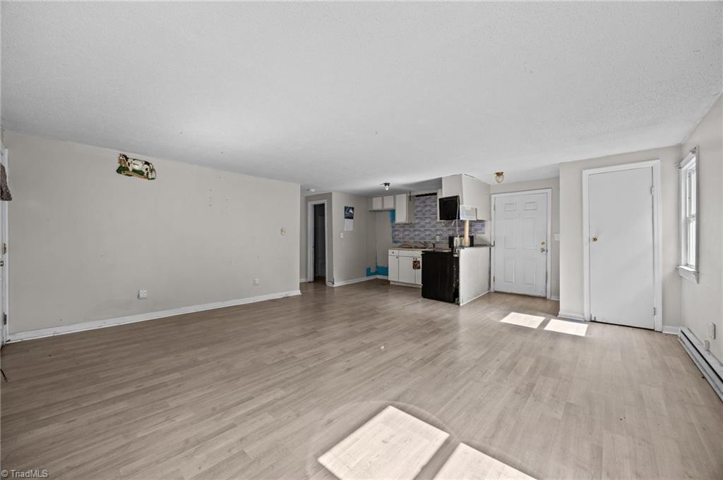 property viewer photo 25