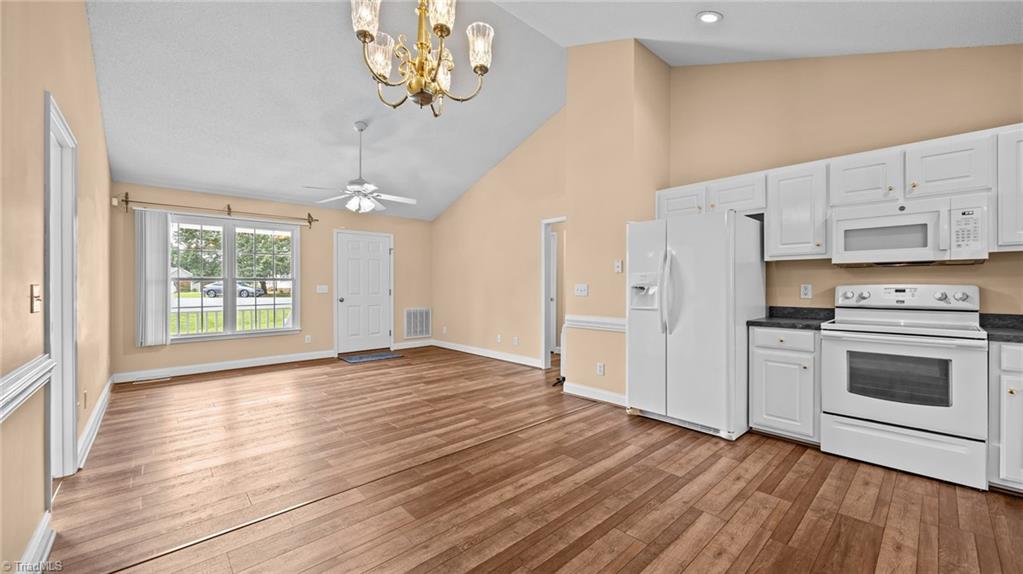 property viewer photo 10