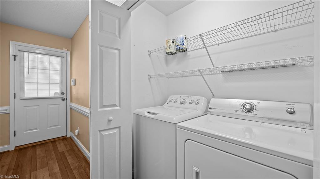 property viewer photo 15
