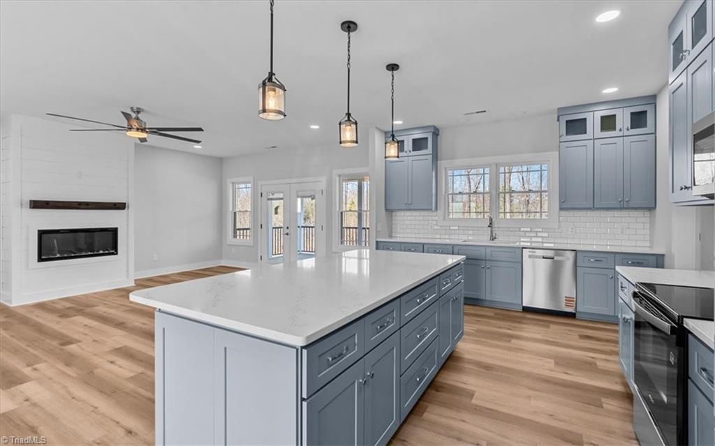property viewer photo 10