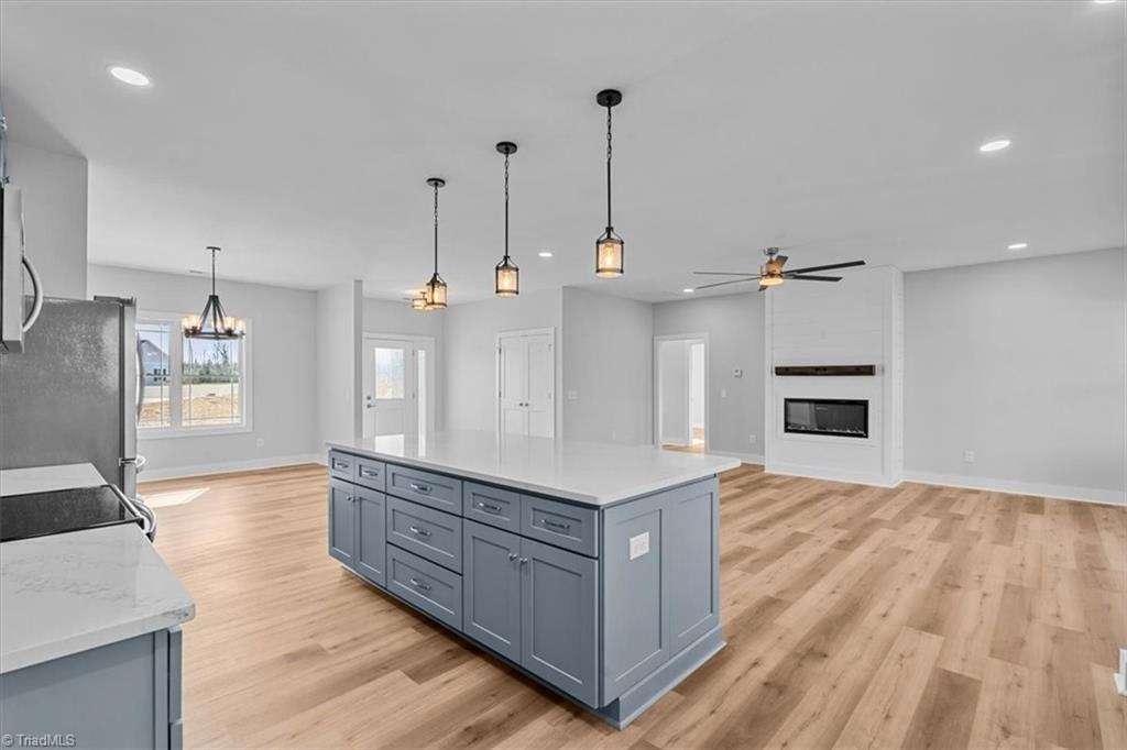property viewer photo 11