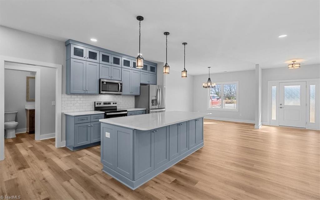 property viewer photo 12