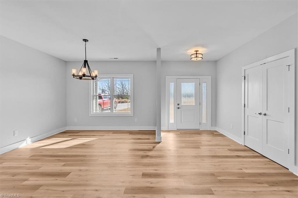 property viewer photo 13