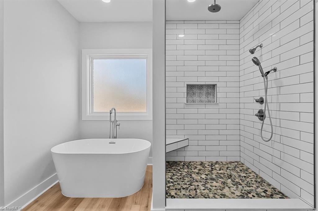 property viewer photo 23