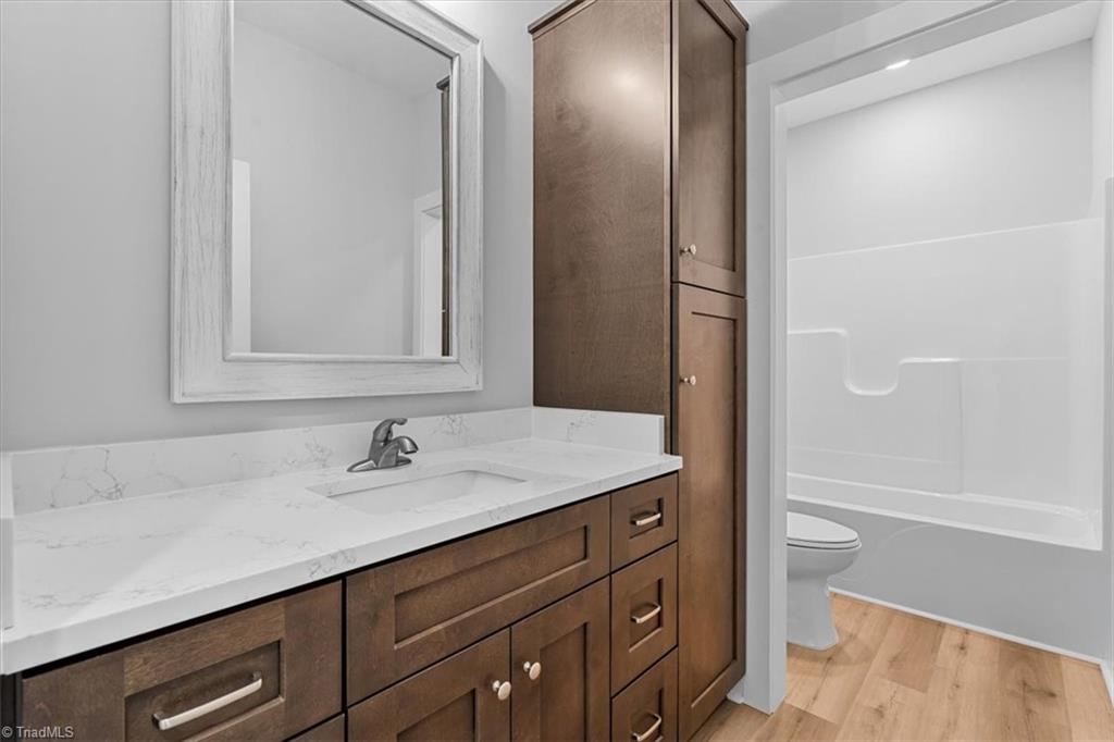 property viewer photo 30