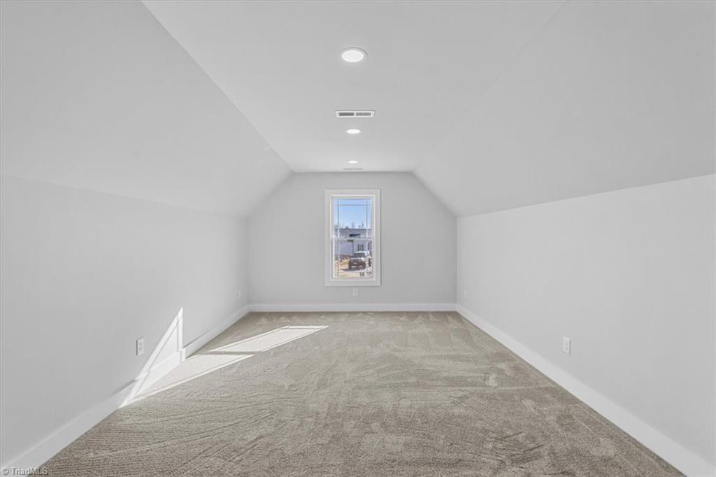 property viewer photo 33
