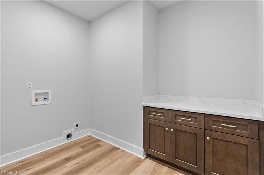 property viewer photo 35