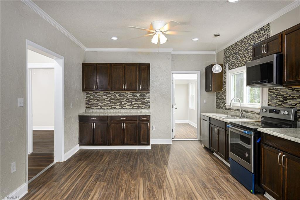 property viewer photo 5