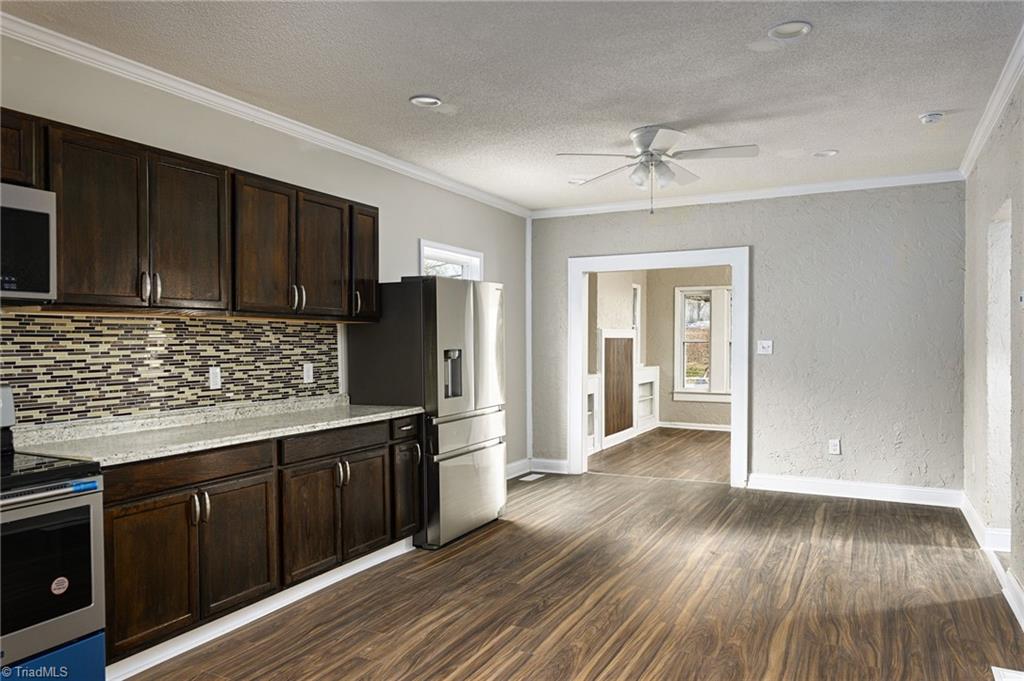 property viewer photo 8