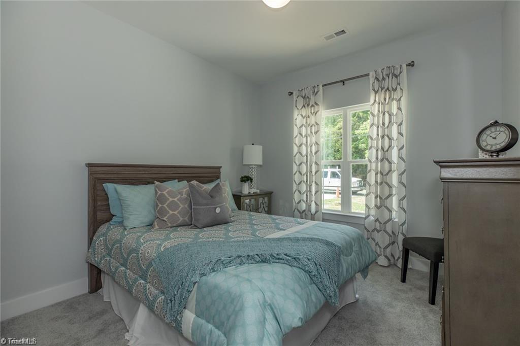 property viewer photo 23